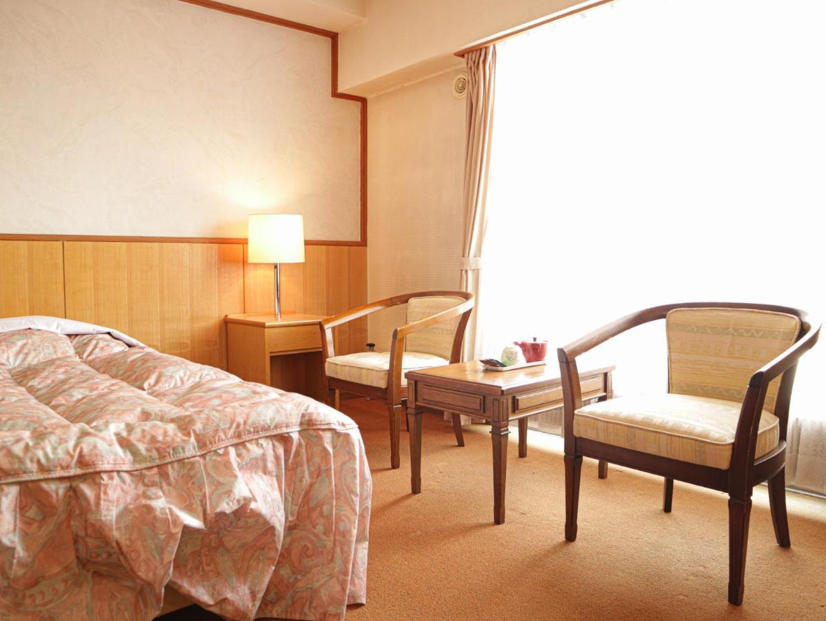Hotel Sankt Moritz Shiga Shimotakai ภายนอก รูปภาพ