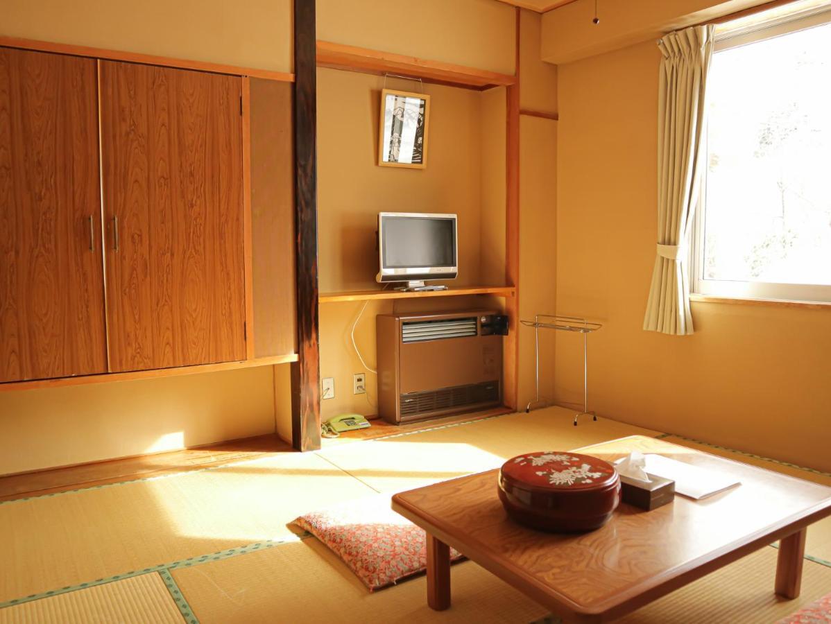Hotel Sankt Moritz Shiga Shimotakai ภายนอก รูปภาพ