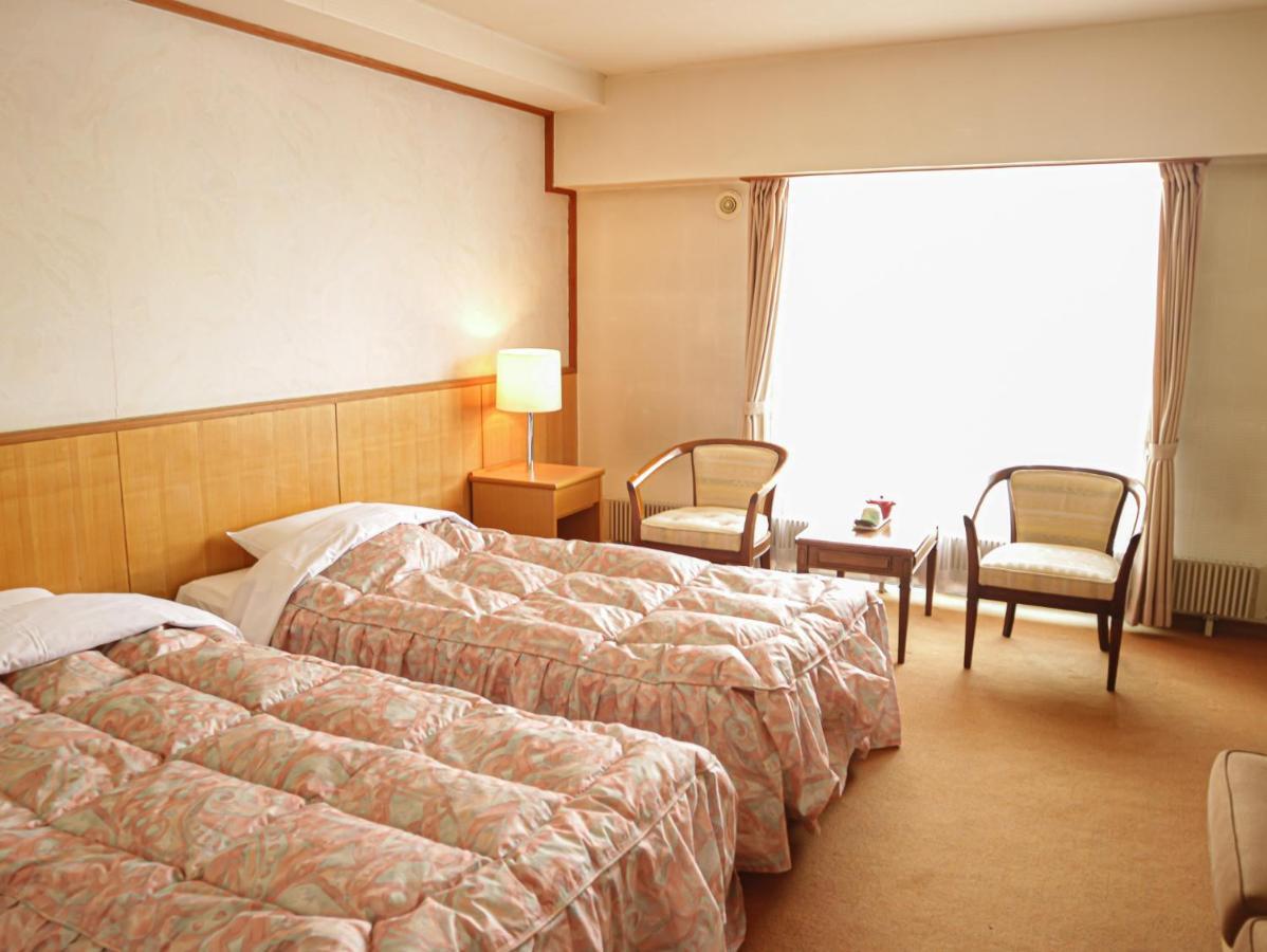 Hotel Sankt Moritz Shiga Shimotakai ภายนอก รูปภาพ